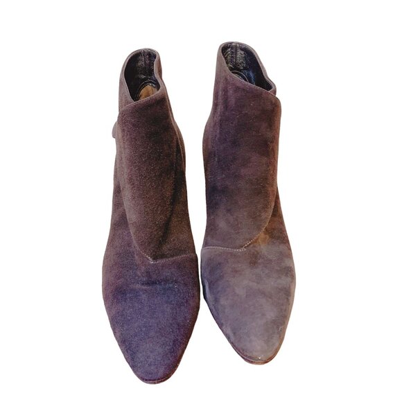 Manolo Blahnik Chic Brown Suede Ankle Booties Button Detail Pointed Toe 6.5 - Picture 3 of 6